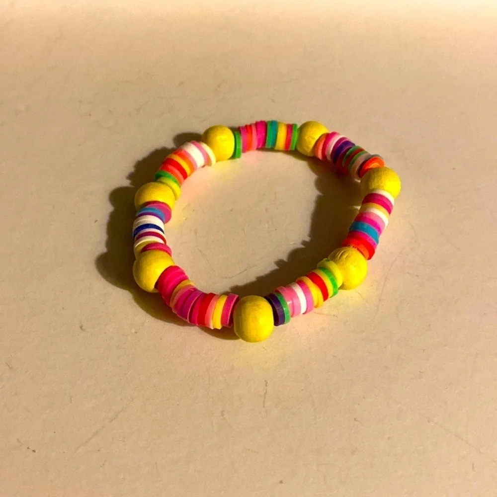 Kids stretch bracelet bundle, 3 bracelet lot, Multicolor, Beaded, Vibrant, NWOT